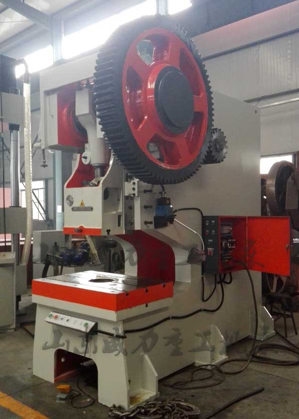 JB21S-160T深喉冲床图片